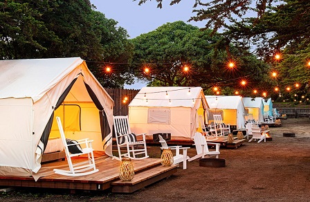 Top 10 Glamping Spots Near Monterey California