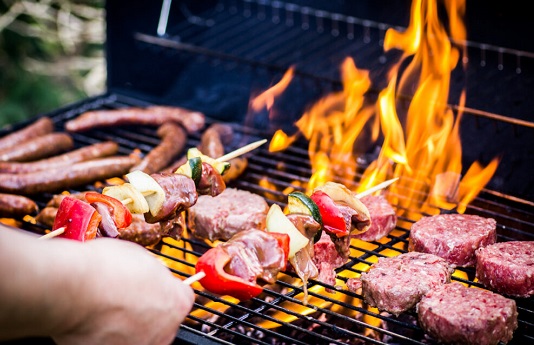Best 9 Barbecue Safety Tips for Labor Day Celebrations